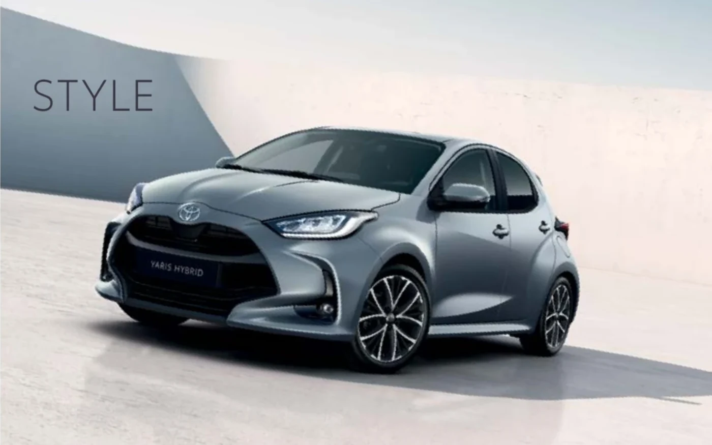 Toyota Yaris Hybrid Style with 17-inch machined-face alloy wheels